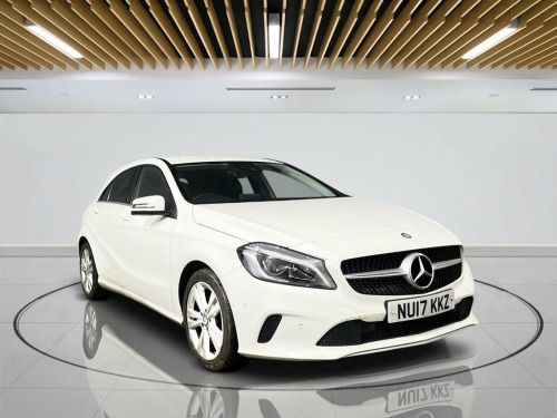 Mercedes-Benz A-Class  2.1 A200d Sport (Premium) Hatchback 5dr Diesel 7G-