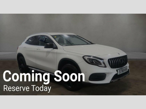 Mercedes-Benz GLA-Class GLA200 1.6 GLA200 AMG Line (Premium) SUV 5dr Petrol Manua