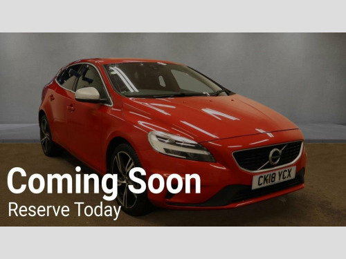 Volvo V40  2.0 T2 GPF R-Design Pro Hatchback 5dr Petrol Manua