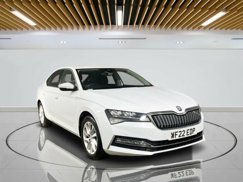 Skoda Superb  1.4 TSI iV 13kWh SE Technology Hatchback 5dr Petro