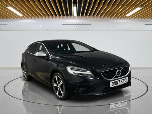 Volvo V40  2.0 T2 R-Design Hatchback 5dr Petrol Manual Euro 6