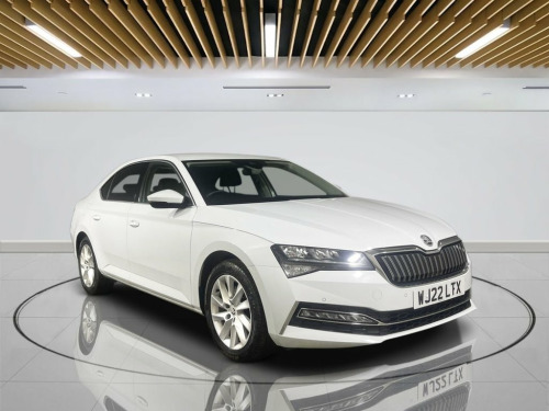 Skoda Superb  1.4 TSI iV 13kWh SE Technology Hatchback 5dr Petro