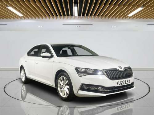 Skoda Superb  1.4 TSI iV 13kWh SE Technology Hatchback 5dr Petro