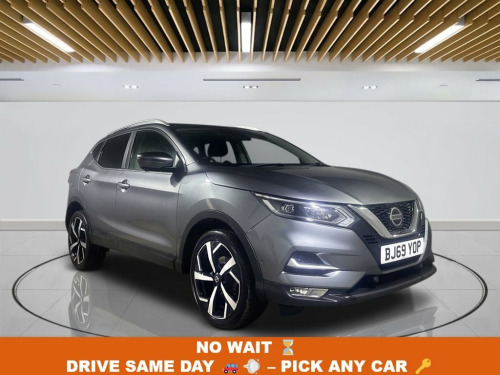 Nissan Qashqai  1.3 DIG-T Tekna SUV 5dr Petrol Manual Euro 6 (s/s)
