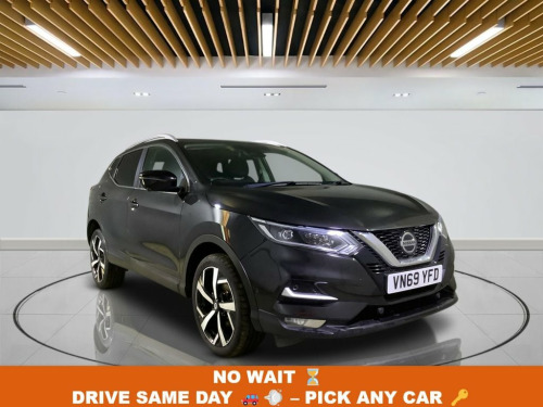 Nissan Qashqai  1.3 DIG-T Tekna SUV 5dr Petrol Manual Euro 6 (s/s)