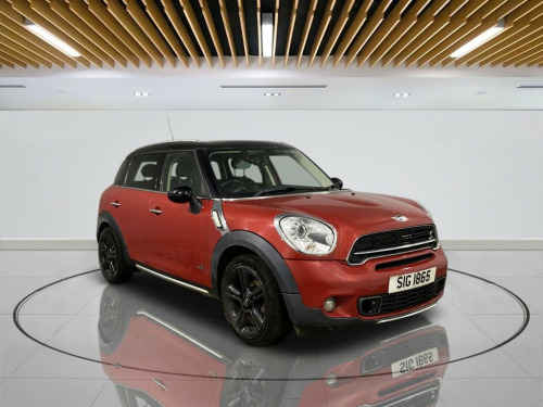 MINI Countryman  2.0 COOPER SD ALL4 5d 141 BHP | Extended Warrantie