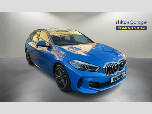 BMW 1 Series  1.5 118i M Sport (LCP) Hatchback 5dr Petrol DCT Eu