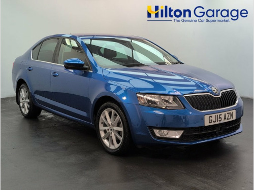 Skoda Octavia  1.4 TSI Elegance Hatchback 5dr Petrol DSG Euro 5 (