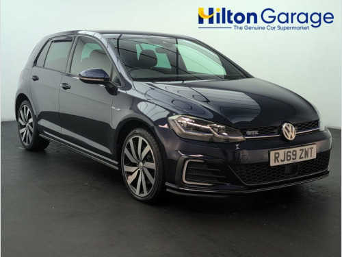 Volkswagen Golf  1.4 TSI 8.7kWh GTE Advance Hatchback 5dr Petrol Pl