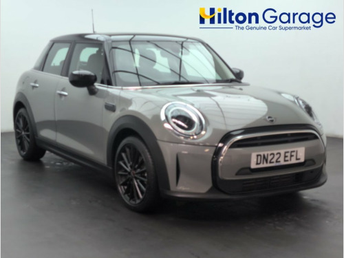 MINI Hatch  1.5 Cooper Classic Hatchback 5dr Petrol Manual Eur