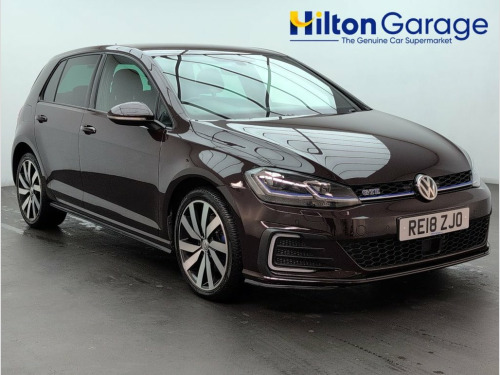 Volkswagen Golf  1.4 TSI 8.7kWh GTE Advance Hatchback 5dr Petrol Pl