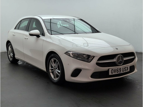 Mercedes-Benz A-Class A180 1.3 A180 SE (Executive) Hatchback 5dr Petrol 7G-DC