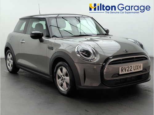 MINI Hatch  1.5 Cooper Classic Hatchback 3dr Petrol Manual Eur