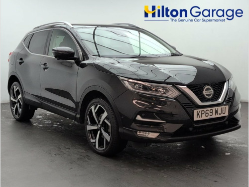 Nissan Qashqai  1.3 DIG-T Tekna SUV 5dr Petrol Manual Euro 6 (s/s)