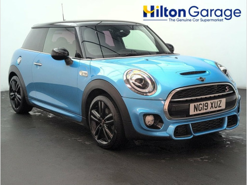 MINI Hatch  2.0 Cooper S Sport Hatchback 3dr Petrol Manual Eur