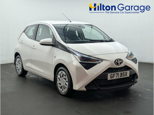 Toyota AYGO  1.0 VVT-i x-play Hatchback 5dr Petrol Manual Euro 