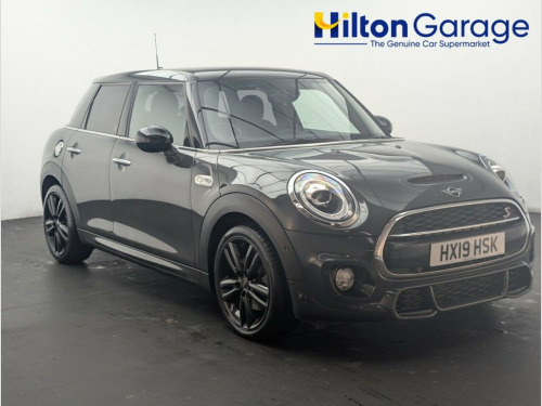 MINI Hatch  2.0 Cooper S Sport Hatchback 5dr Petrol Steptronic