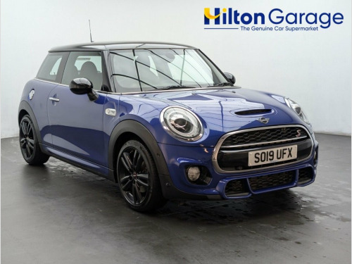 MINI Hatch  2.0 Cooper S Sport Hatchback 3dr Petrol Manual Eur