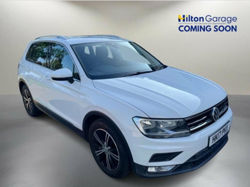 Volkswagen Tiguan  2.0 TDI BlueMotion Tech SE Navigation SUV 5dr Dies