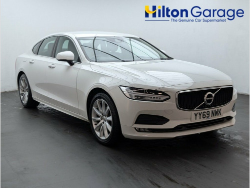 Volvo S90  2.0 T4 Momentum Plus Saloon 4dr Petrol Auto Euro 6 