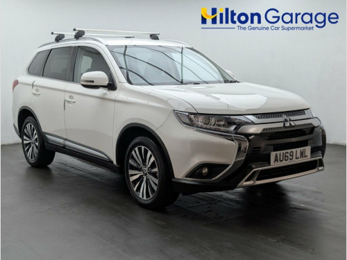 Mitsubishi Outlander  2.0 MIVEC Design SUV 5dr Petrol CVT 4WD Euro 6 (s/