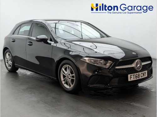 Mercedes-Benz A-Class A180 1.3 A180 SE Hatchback 5dr Petrol Manual Euro 6 (s/