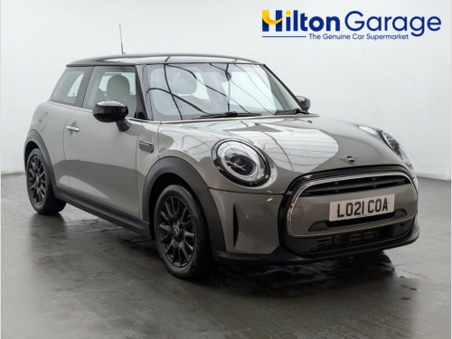 MINI Hatch  1.5 Cooper Classic Hatchback 3dr Petrol Manual Eur