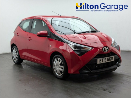 Toyota AYGO  1.0 VVT-i x-play Hatchback 5dr Petrol x-shift Euro 