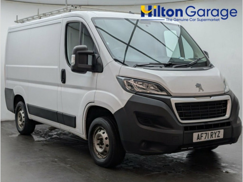 Peugeot Boxer  2.2 BlueHDi 333 Professional Panel Van 5dr Diesel  