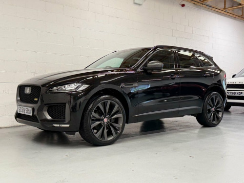 Jaguar F-PACE  3.0 D300 V6 300 Sport SUV 5dr Diesel Auto AWD Euro