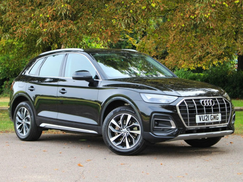 Audi Q5  2.0 TDI 40 Sport SUV 5dr Diesel S Tronic quattro E