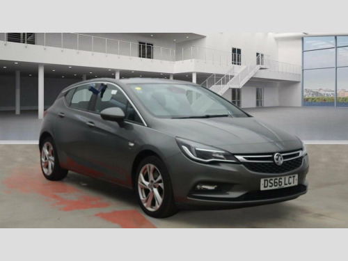 Vauxhall Astra  1.6 CDTi BlueInjection SRi Hatchback 5dr Diesel Ma