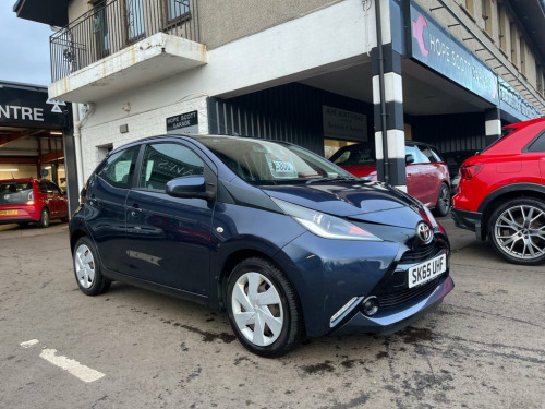 Toyota AYGO  1.0 VVT-i x-play Hatchback 5dr Petrol Manual ***&p 