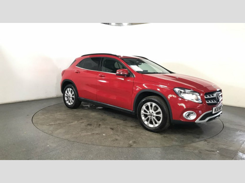 Mercedes-Benz GLA-Class  1.6 GLA 200 SE EXECUTIVE 5d 154 BHP Bluetooth - Al