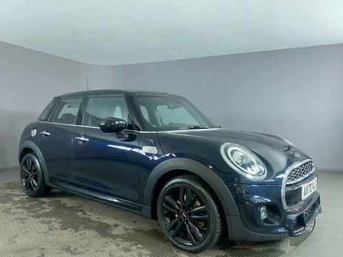 MINI Hatch  2.0 COOPER S SPORT 5d AUTO 190 BHP