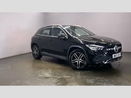 Mercedes-Benz GLA-Class  1.3 GLA 200 SPORT EXECUTIVE 5d AUTO 161 BHP 	Cruis