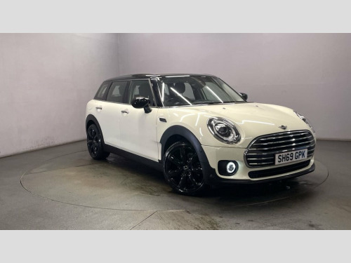 MINI Clubman  1.5 Cooper Exclusive Estate 6dr Petrol Steptronic 