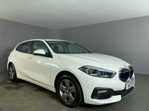 BMW 1 Series  1.5 118i SE (LCP) Hatchback 5dr Petrol DCT Euro 6 