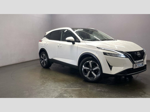 Nissan Qashqai  1.3 DIG-T MHEV N-Connecta SUV 5dr Petrol Hybrid Ma