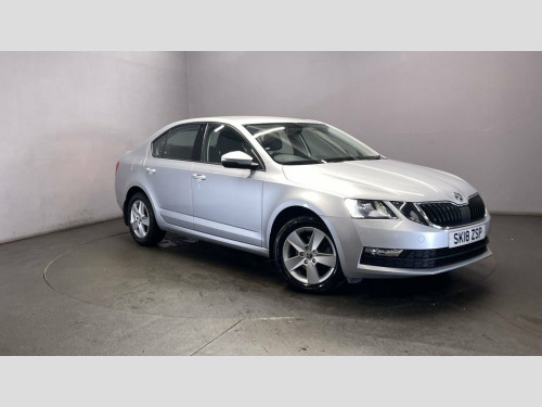 Skoda Octavia  1.5 TSI ACT SE Hatchback 5dr Petrol Manual Euro 6 