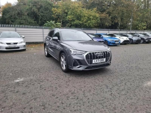 Audi Q3  1.5 TFSI CoD 35 S line SUV 5dr Petrol S Tronic Eur