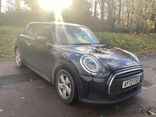 MINI Hatch  1.5 Cooper Classic Hatchback 3dr Petrol Steptronic