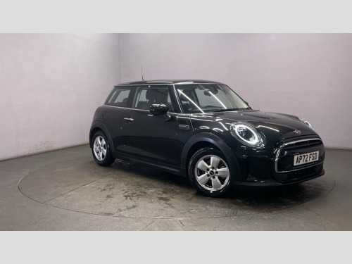 MINI Hatch  1.5 Cooper Classic Hatchback 3dr Petrol Steptronic