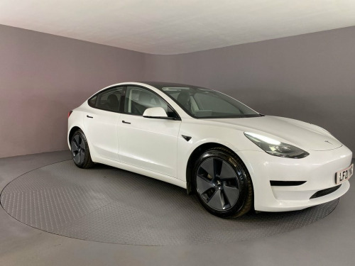 Tesla Model 3   STANDARD RANGE PLUS 4d AUTO 302 BHP 1 Owner - Par