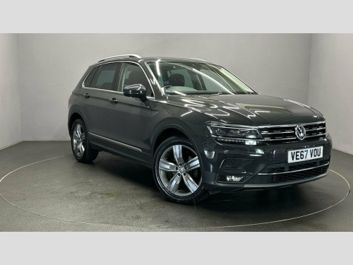 Volkswagen Tiguan  2.0 SEL TDI BMT 5d 148 BHP Parking Sensors - Air-C