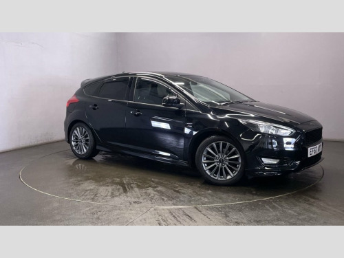 Ford Focus  1.5 TDCi ST-Line Hatchback 5dr Diesel Manual Euro 