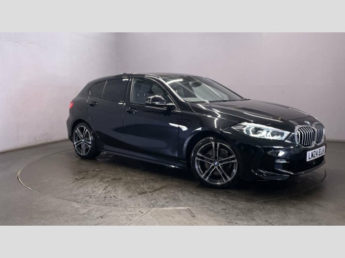 BMW 1 Series  1.5 118i M Sport (LCP) Hatchback 5dr Petrol DCT Eu