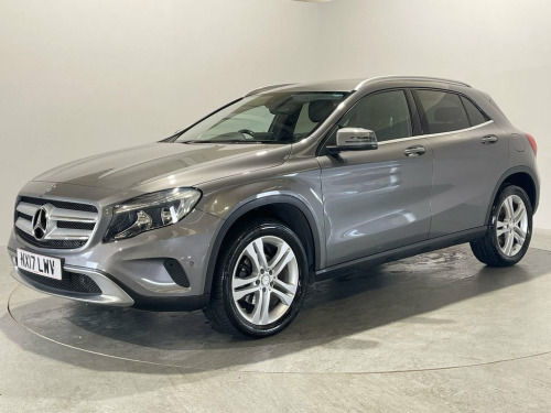Mercedes-Benz GLA-Class  2.1 GLA220d Sport (Executive) SUV 5dr Diesel 7G-DC