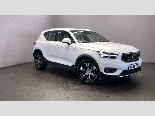 Volvo XC40  2.0 T4 Inscription SUV 5dr Petrol Auto AWD Euro 6 