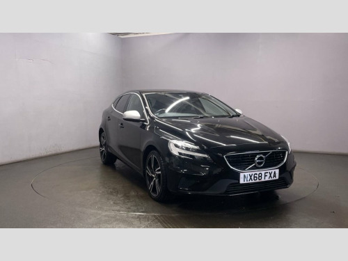 Volvo V40  2.0 T2 GPF R-Design Pro Hatchback 5dr Petrol Manua